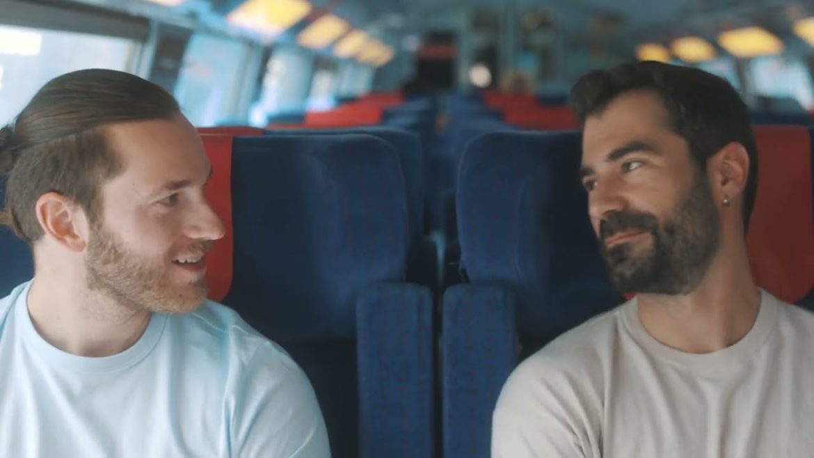 Extranos-Amores-homosexuales-en-el-siglo-XIX | CTB News